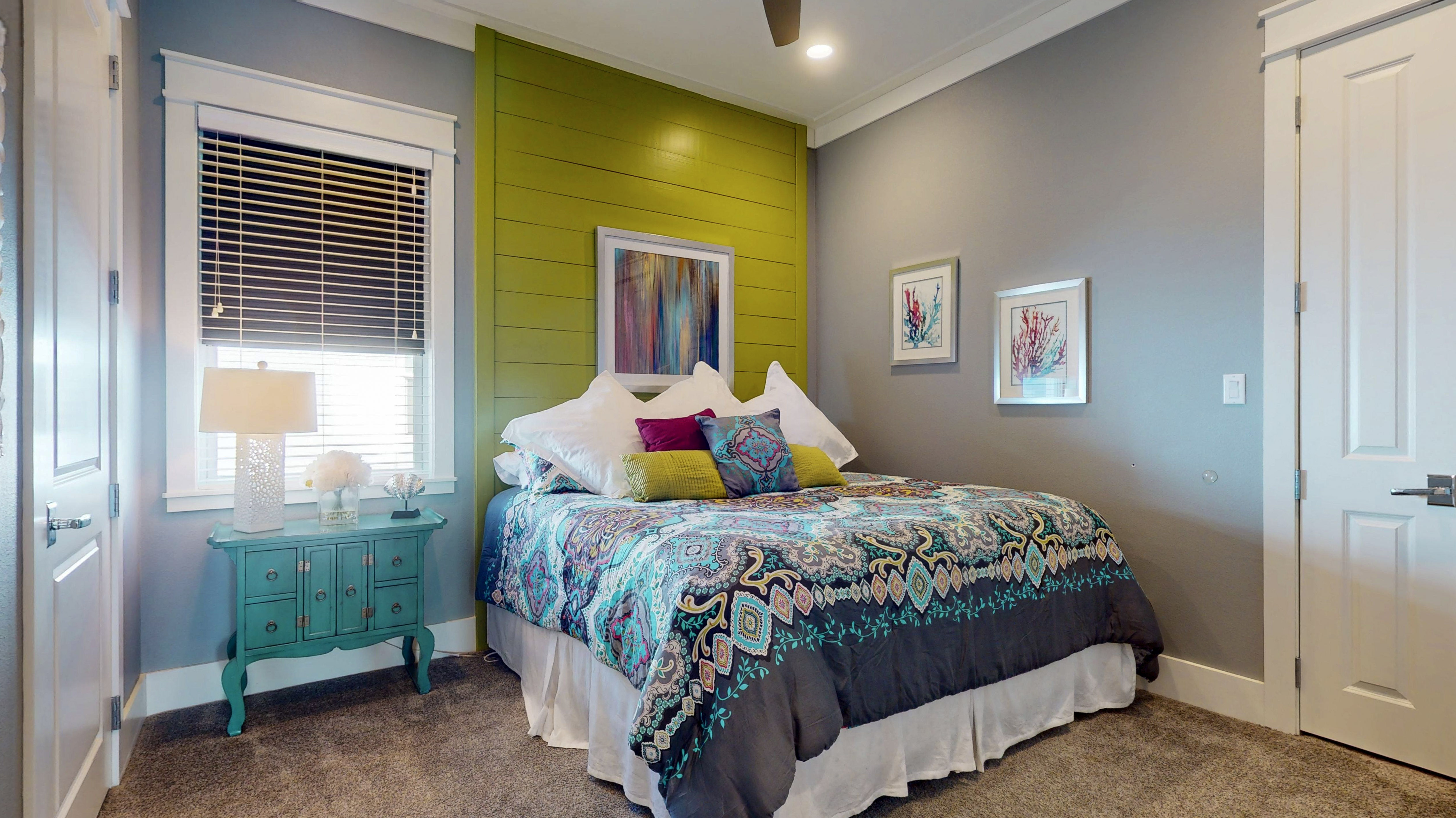 The Rowdy Pelican | Photo 26