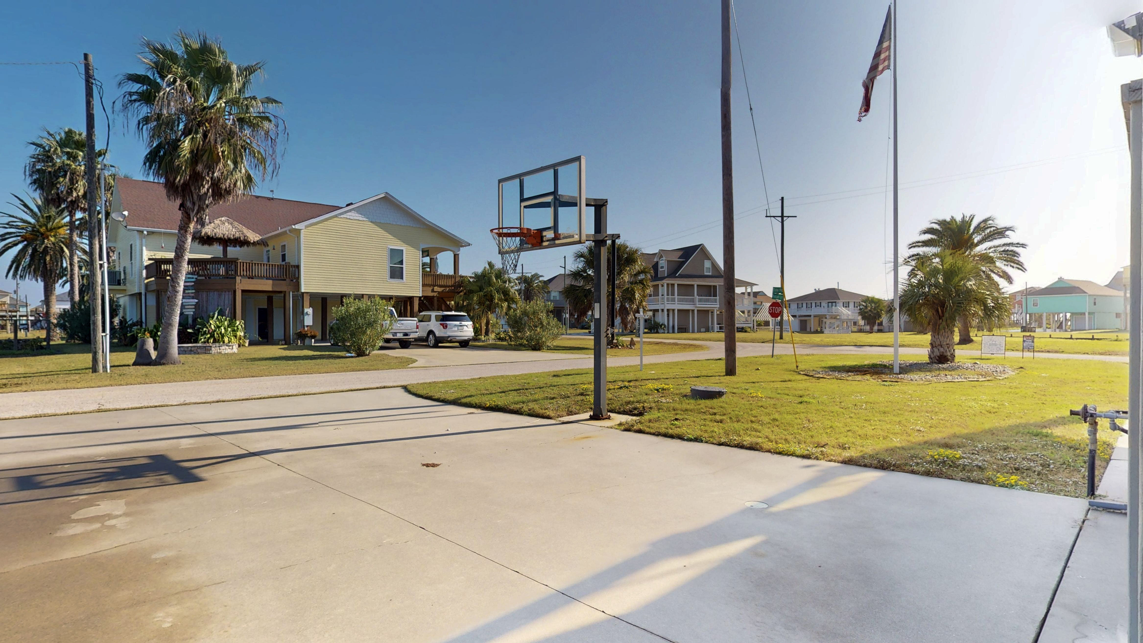 The Rowdy Pelican | Photo 14