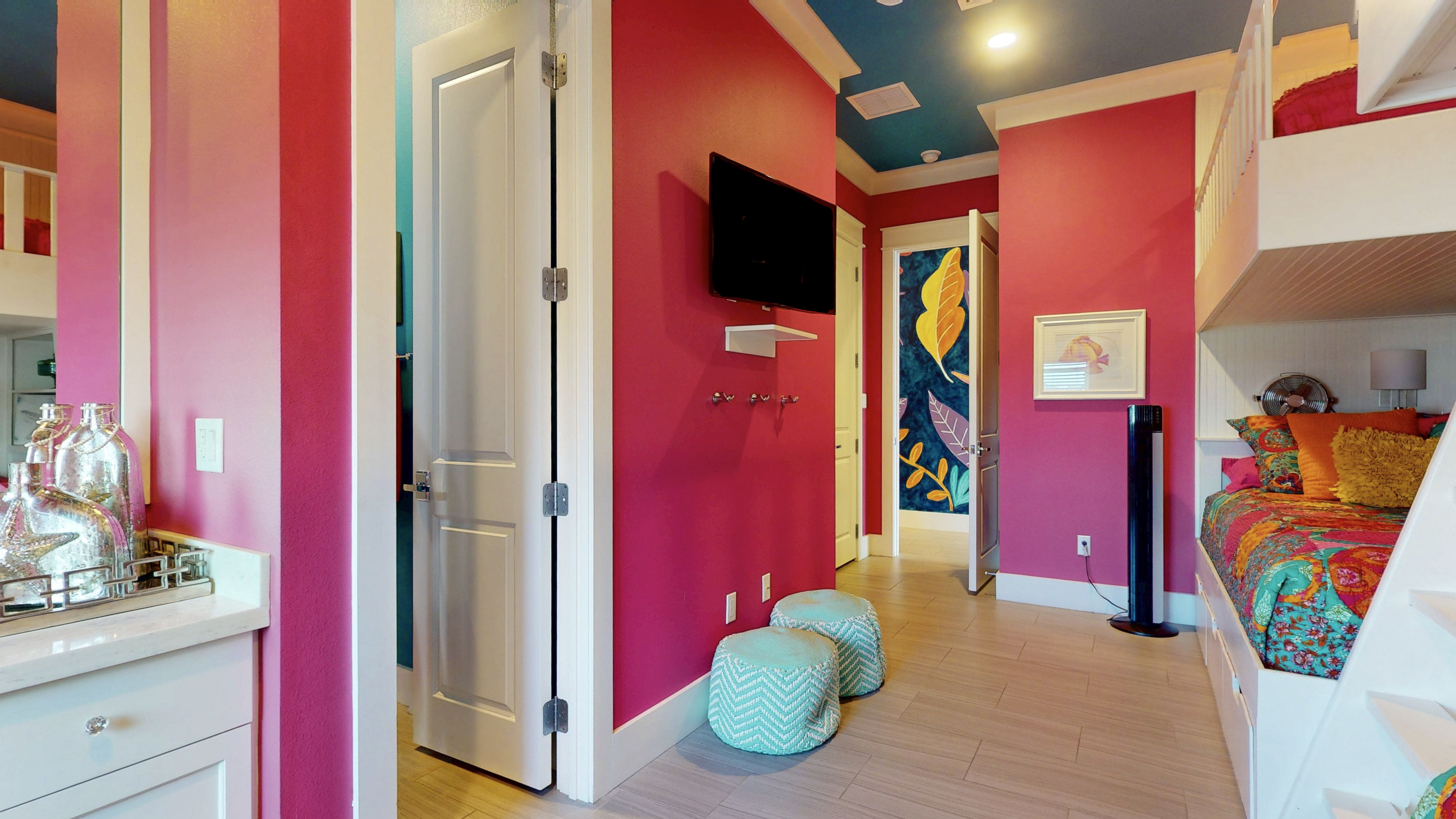 The Rowdy Pelican | Photo 15