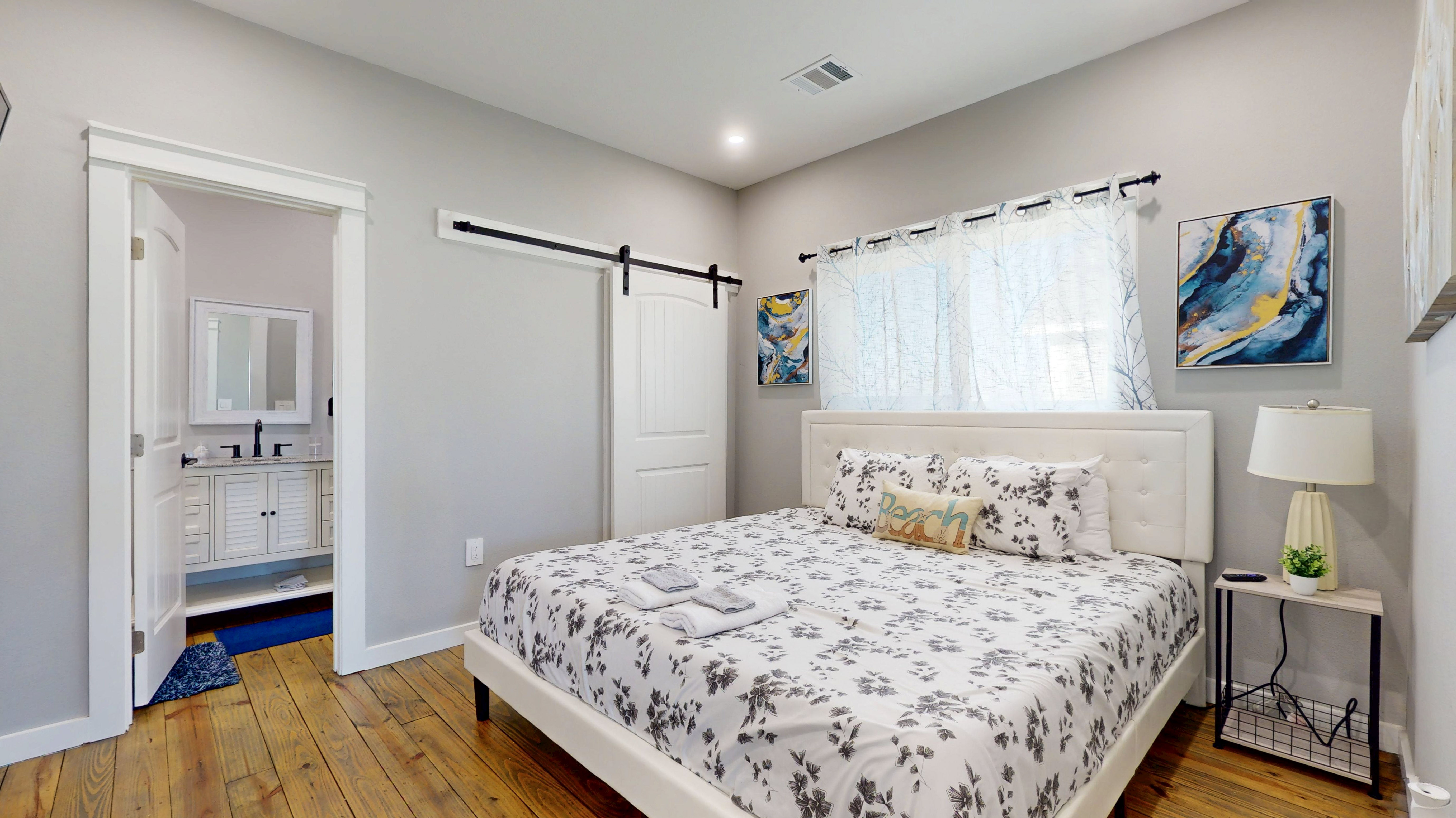 Crystal Beach Getaway | Photo 10