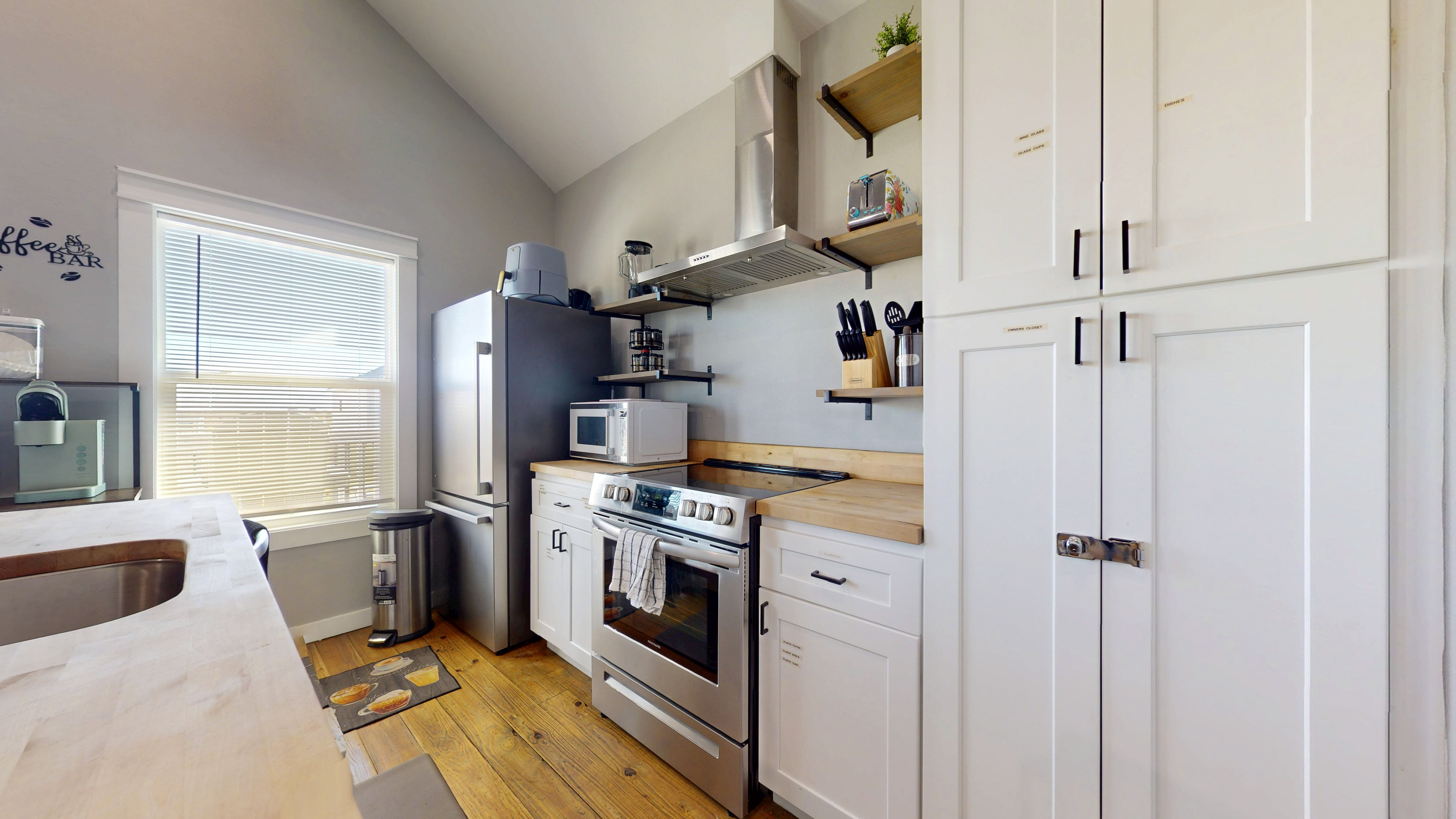 Crystal Beach Getaway | Photo 9