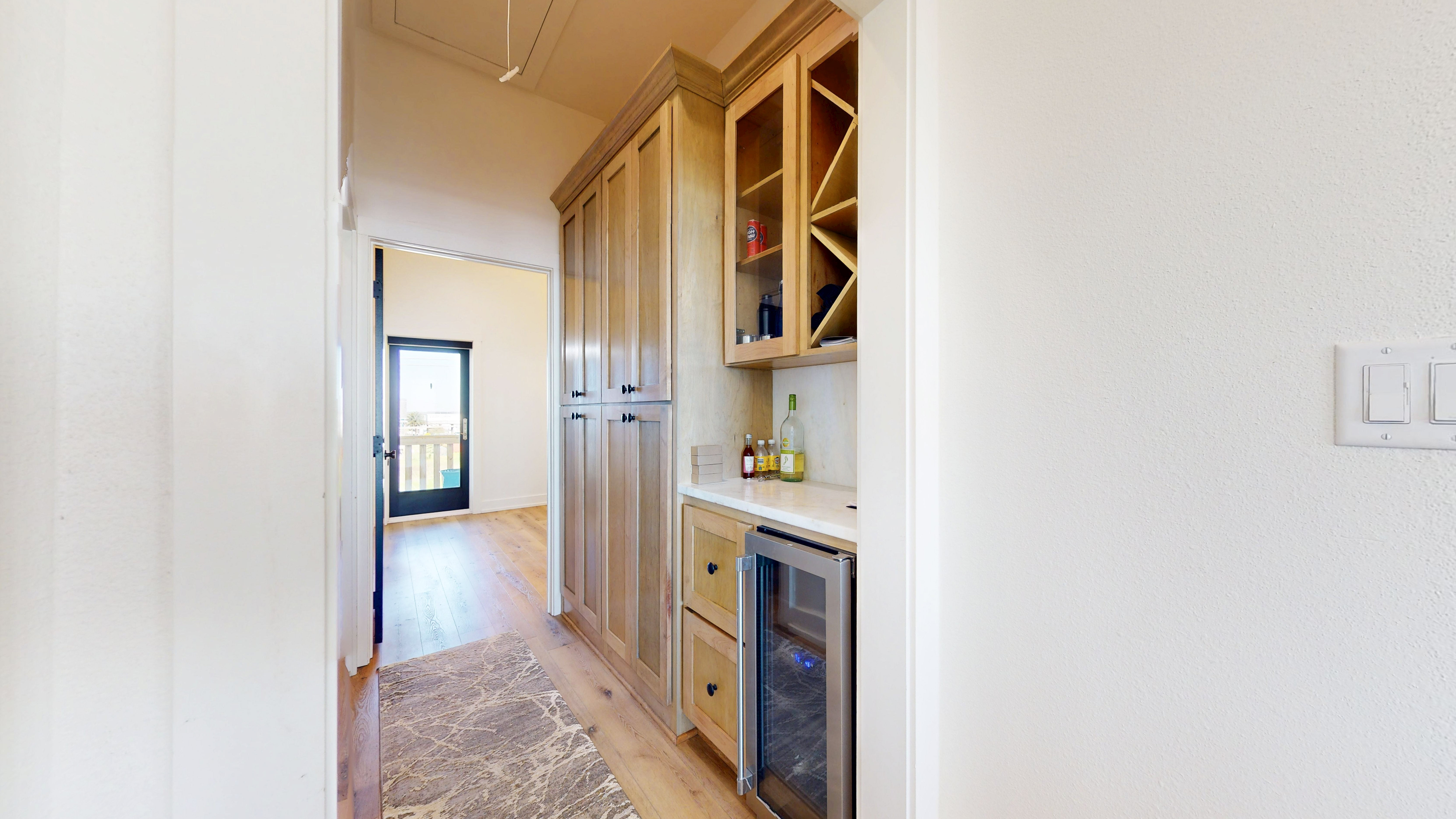 Ocean View II | Photo 16