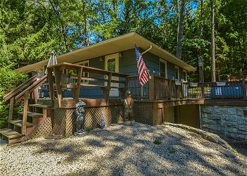 Whispering Oaks TaylorMade Deep Creek Vacations & Sales