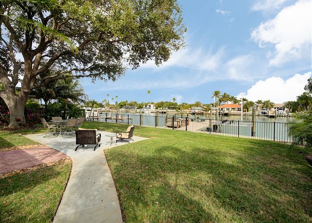 St Pete Beach Vina Del Mar Waterfront Dock Boat Slip 3/2 2