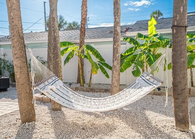Pass A Grille Beach Historic Barn House 6