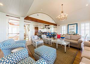 Comfortable, upscale furnishing