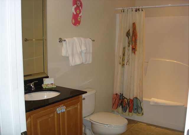 Guest adjoining bathroom