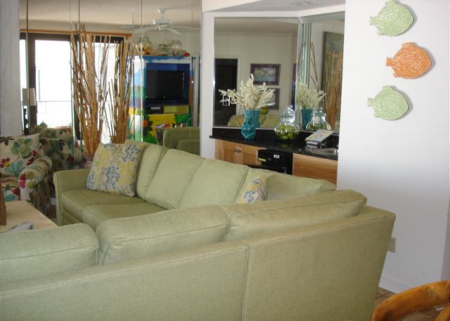 Wet bar