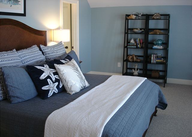 Master king bedding