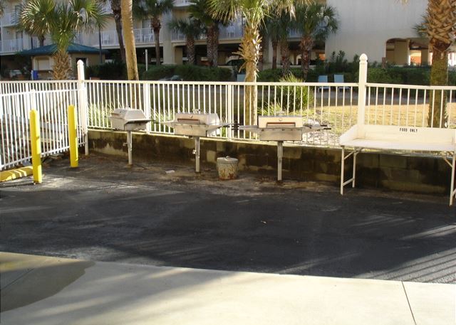 Grill area for guest use