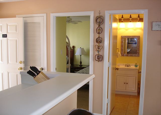 Guest room & bathroom