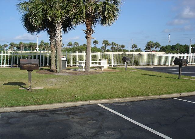 Grill area for guest use