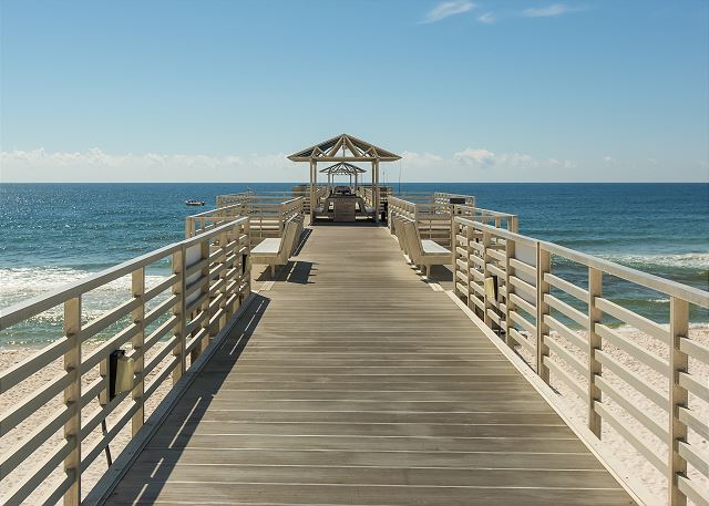 702Ft pier into the gulf