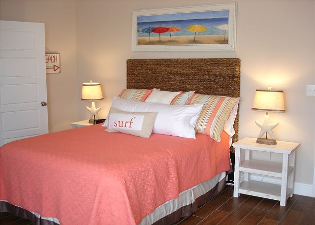 Guest queen bedding