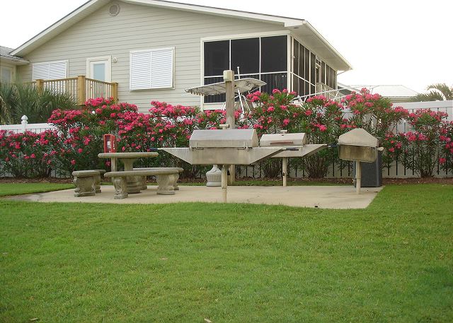 Grill area for guest use