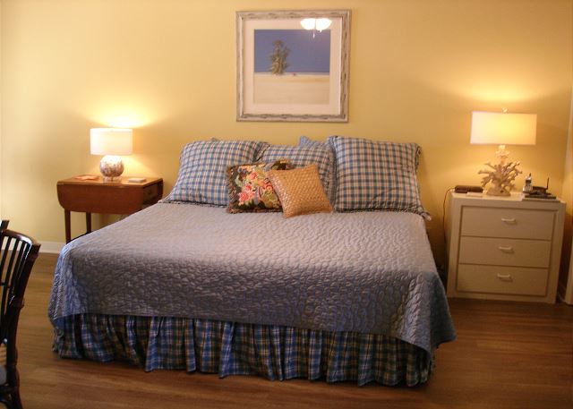 Master king bedding