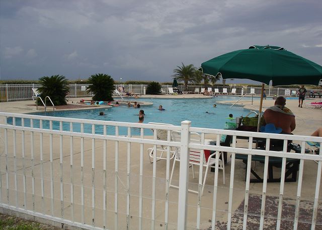 Outdoor pool toward the beach