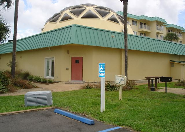 Indoor pool, sauna, steam room