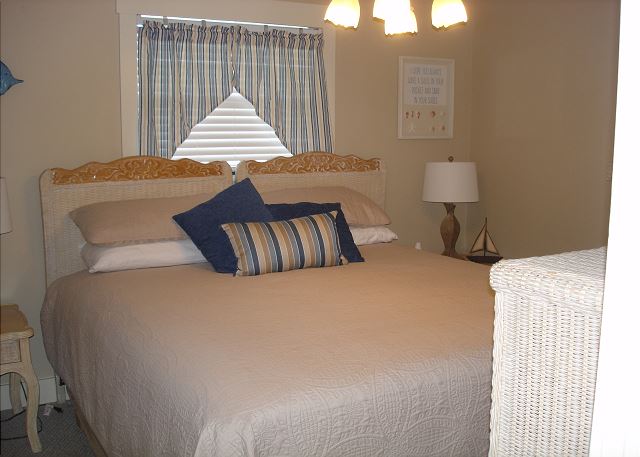 Guest king bedding