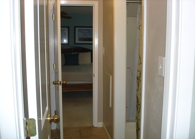 Walk way between bedrooms upstairs to bathroom