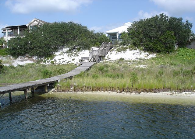 Broad walk to dock