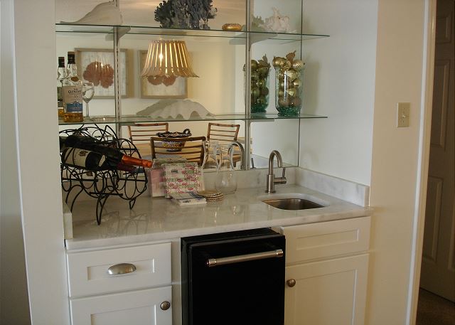 Wet bar
