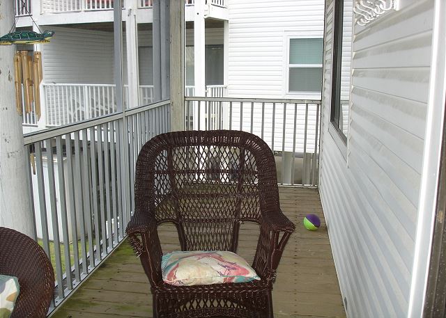 Screen porch
