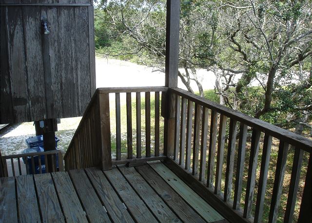 Entrance door facing Perdido Bch Blvd