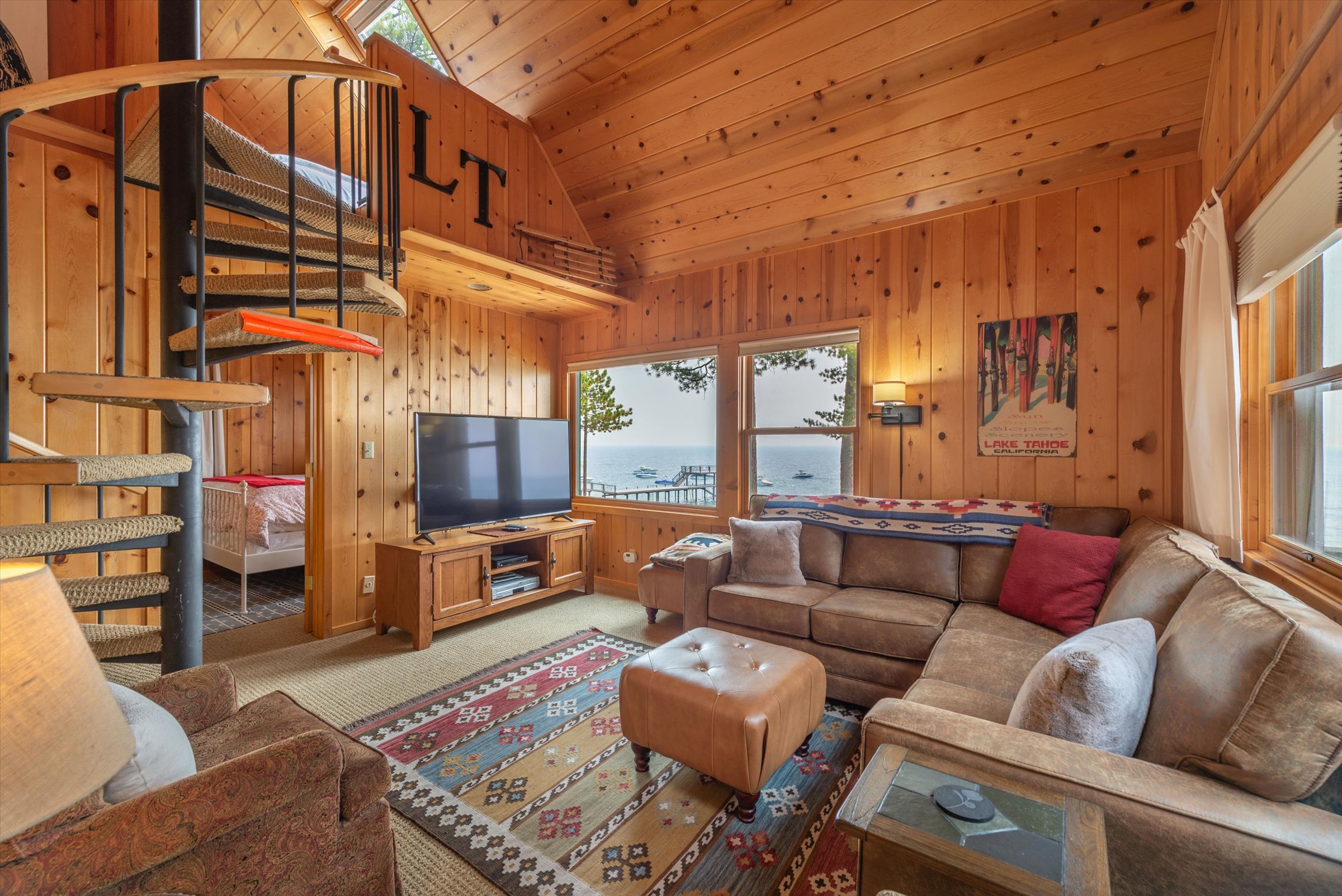 Runabout Lake House in Cedar Flat Tahoe Rental Company