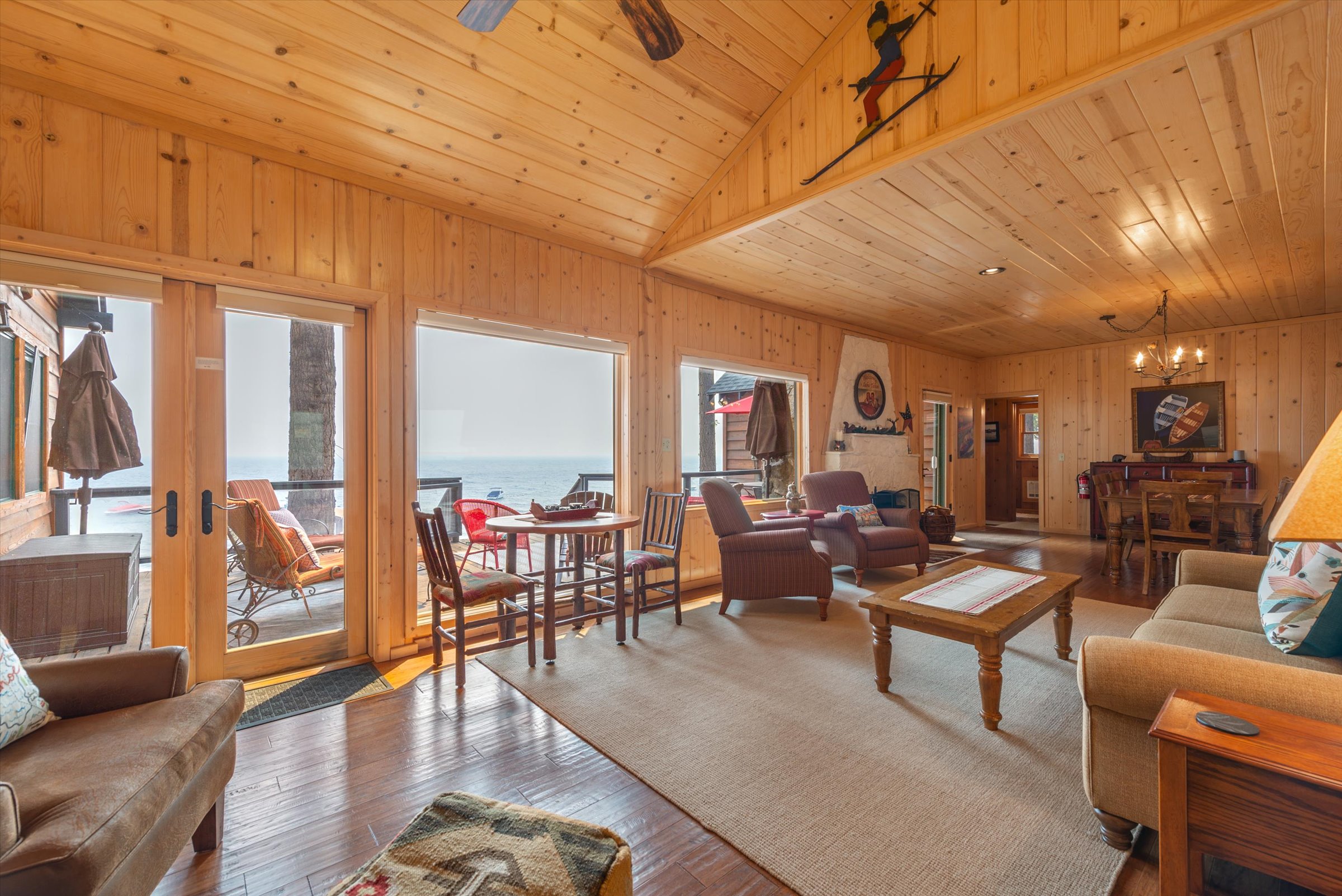 Runabout Lake House in Cedar Flat Tahoe Rental Company