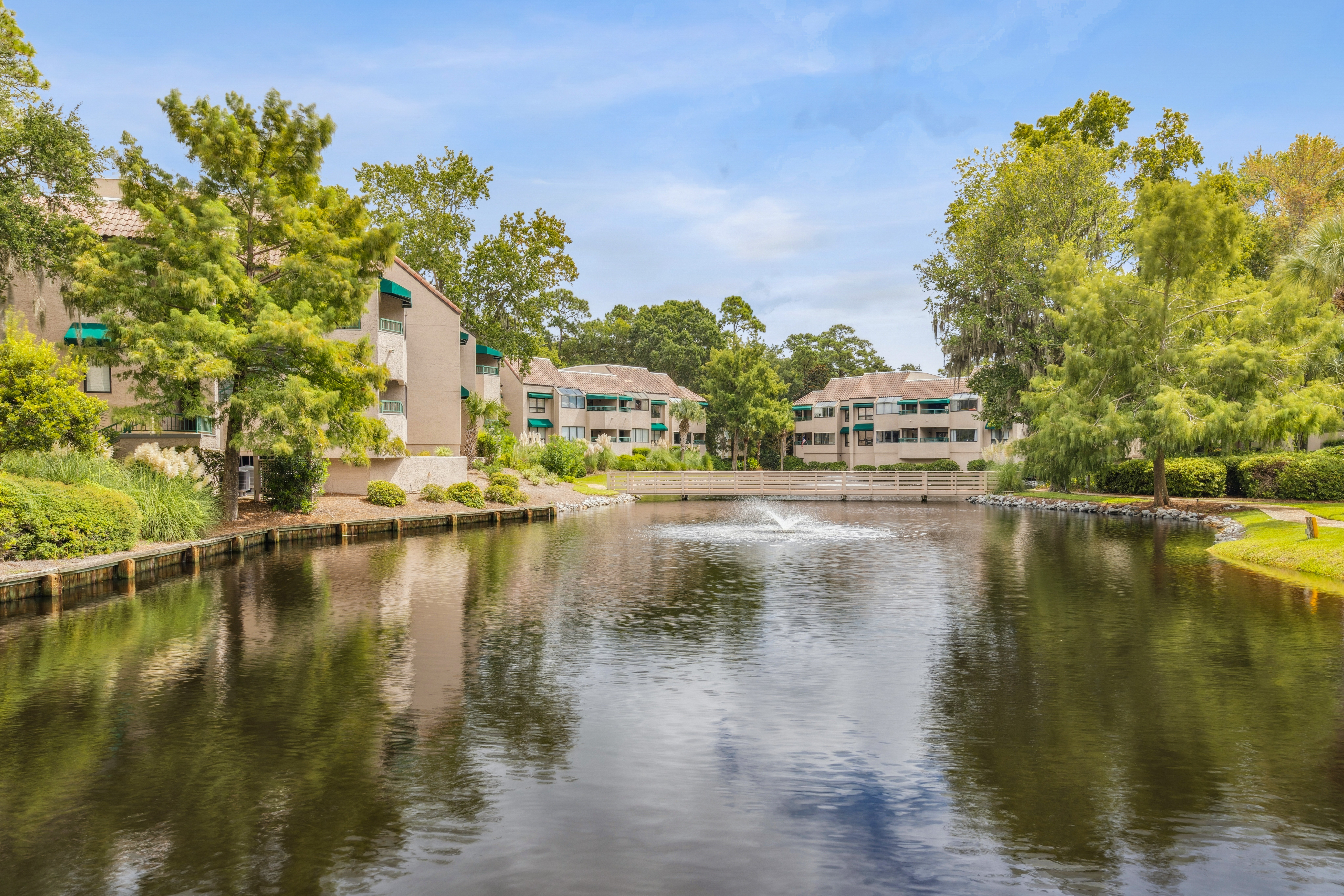 Gorgeous Pond Next To Villa