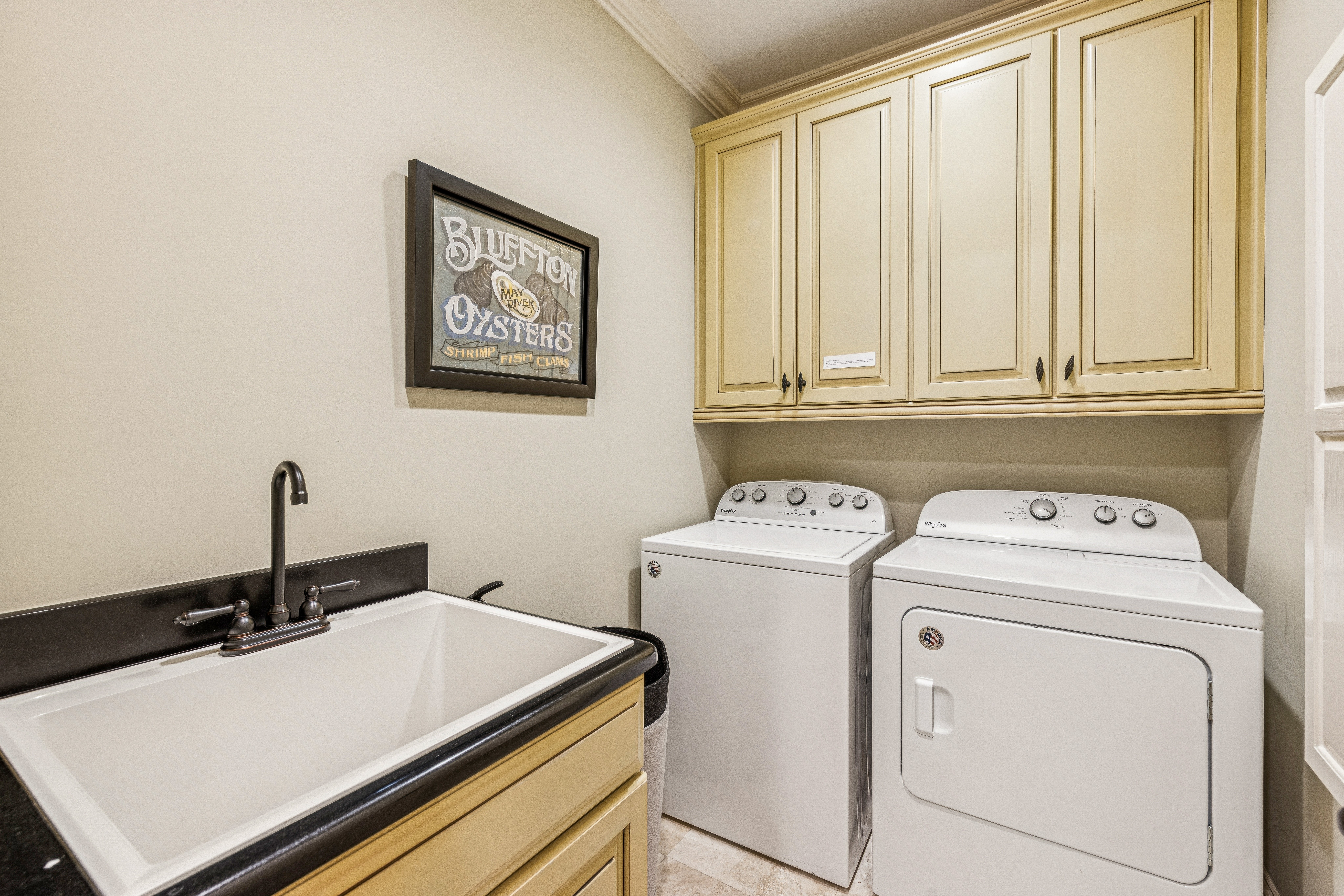 Laundry Room To Tidy Up on the Go