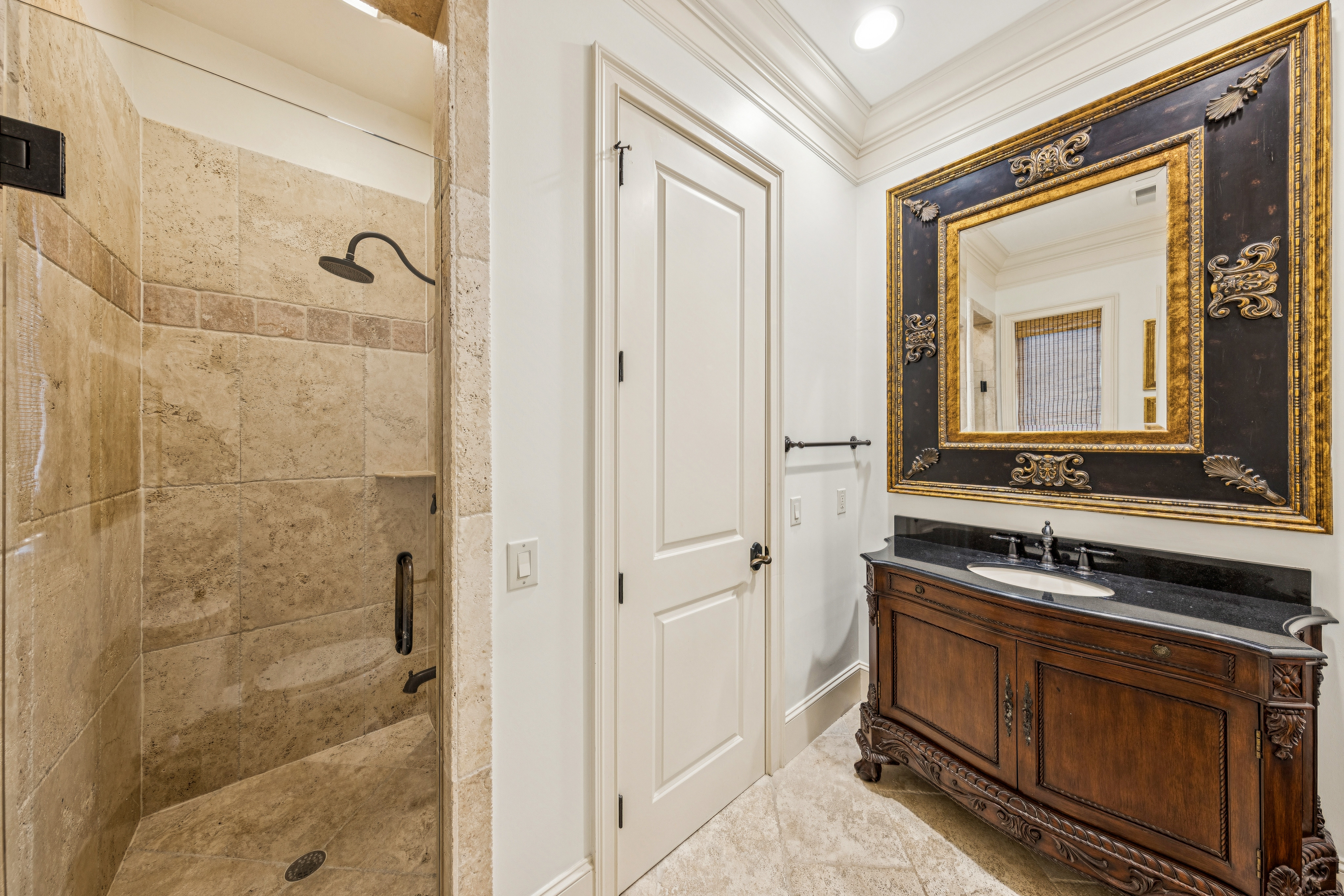 Ocean Suite Breeze Bath