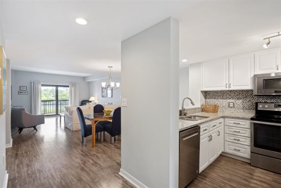 Captains Quarter Waterfront 2BR 2BA Villa with Stunning Views