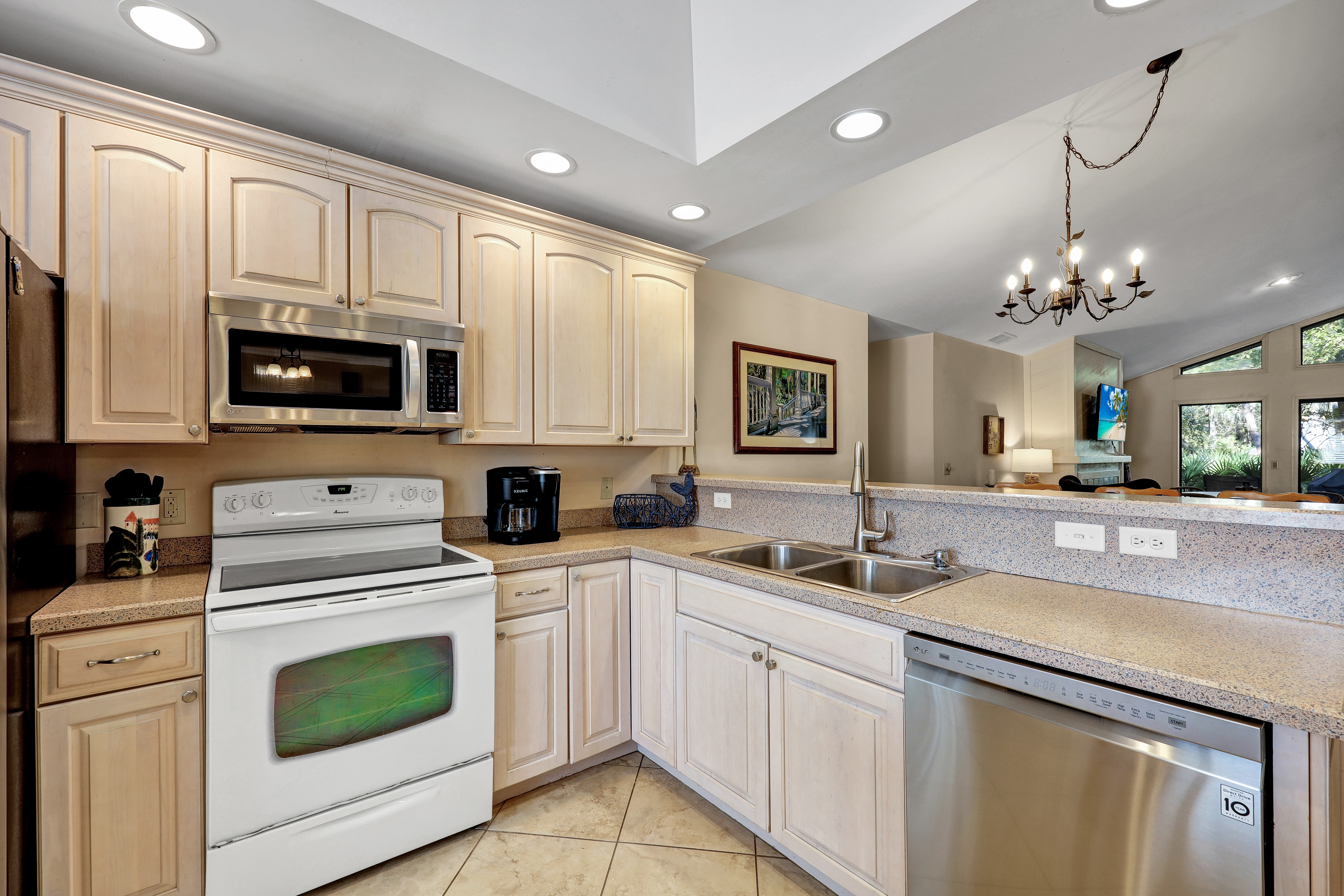 Kitchen with Comfort