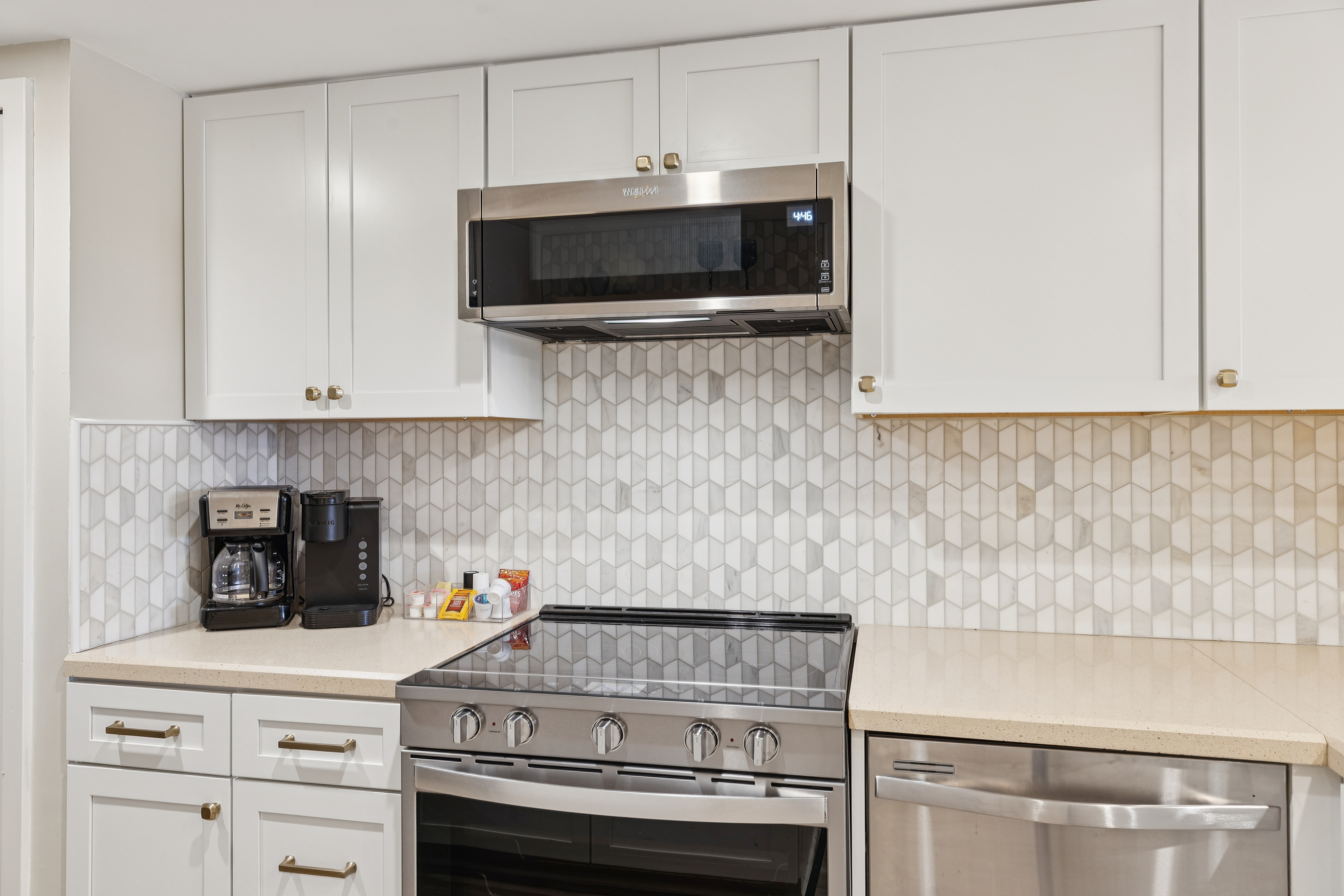 Chef\'s Kitchen - Open and Functional