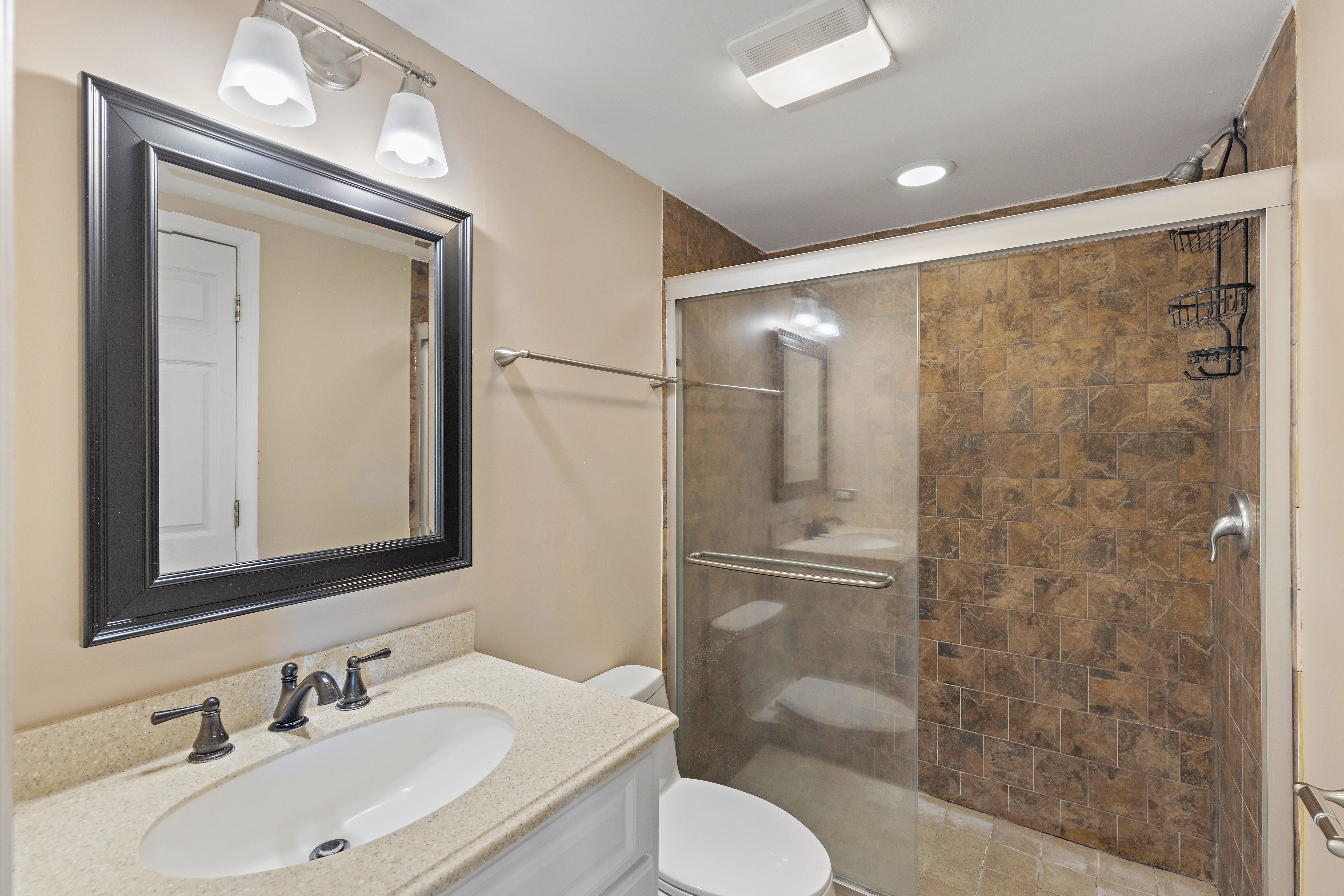 Beach Breeze Bathroom - Light Tones & Relaxed Feel