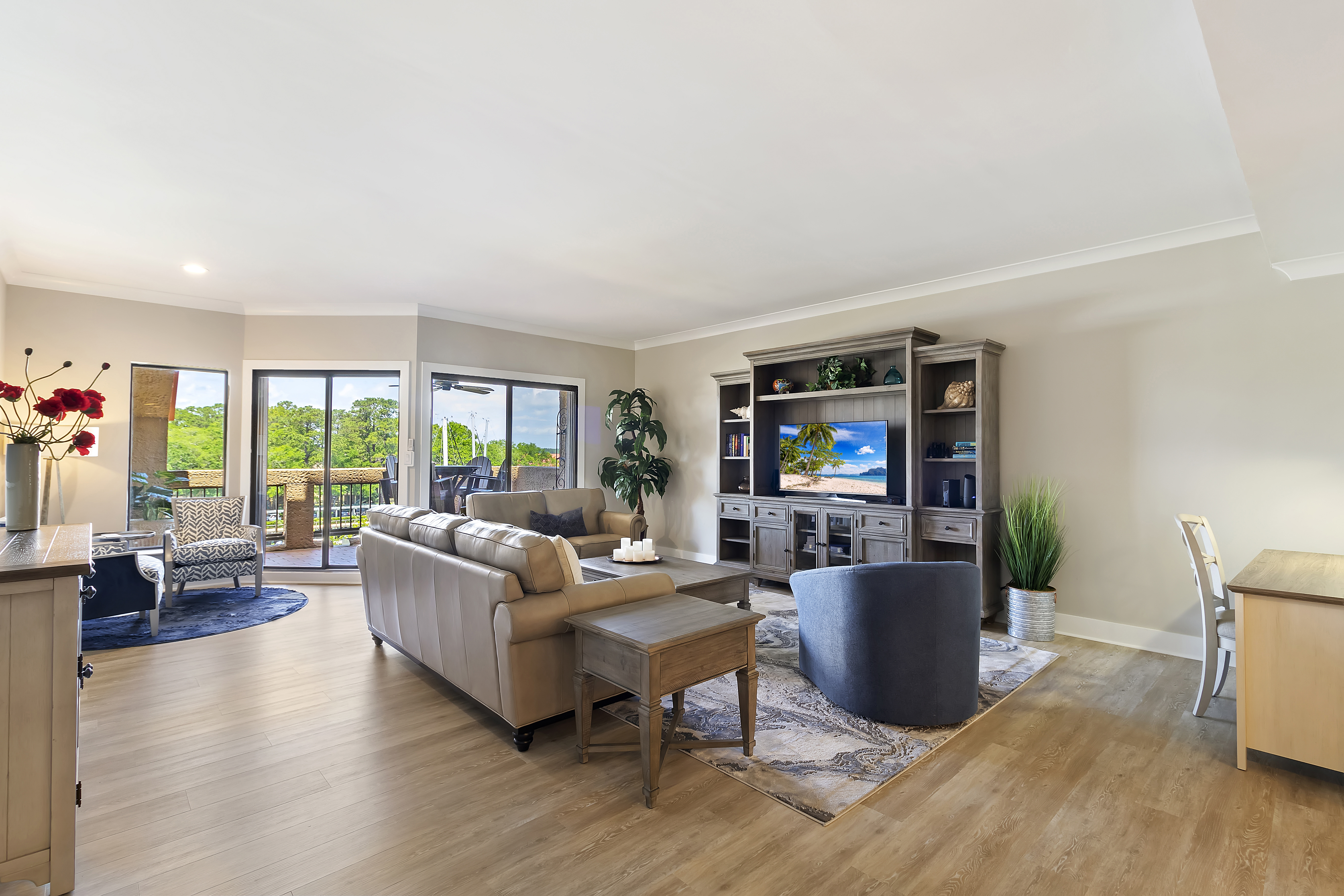 Harbour View Living - Relax in Island Style