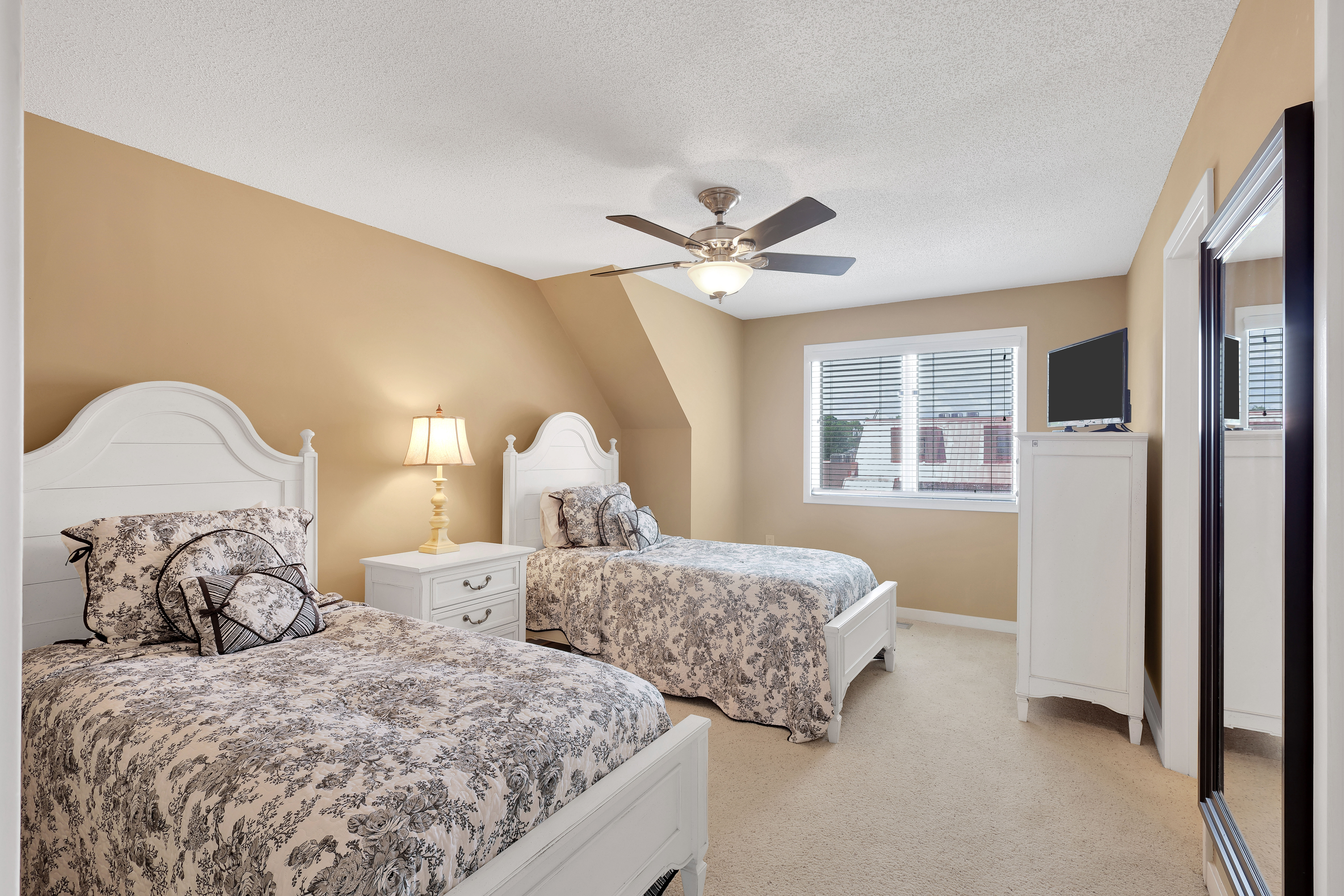 The Dune Room with stylish twin beds