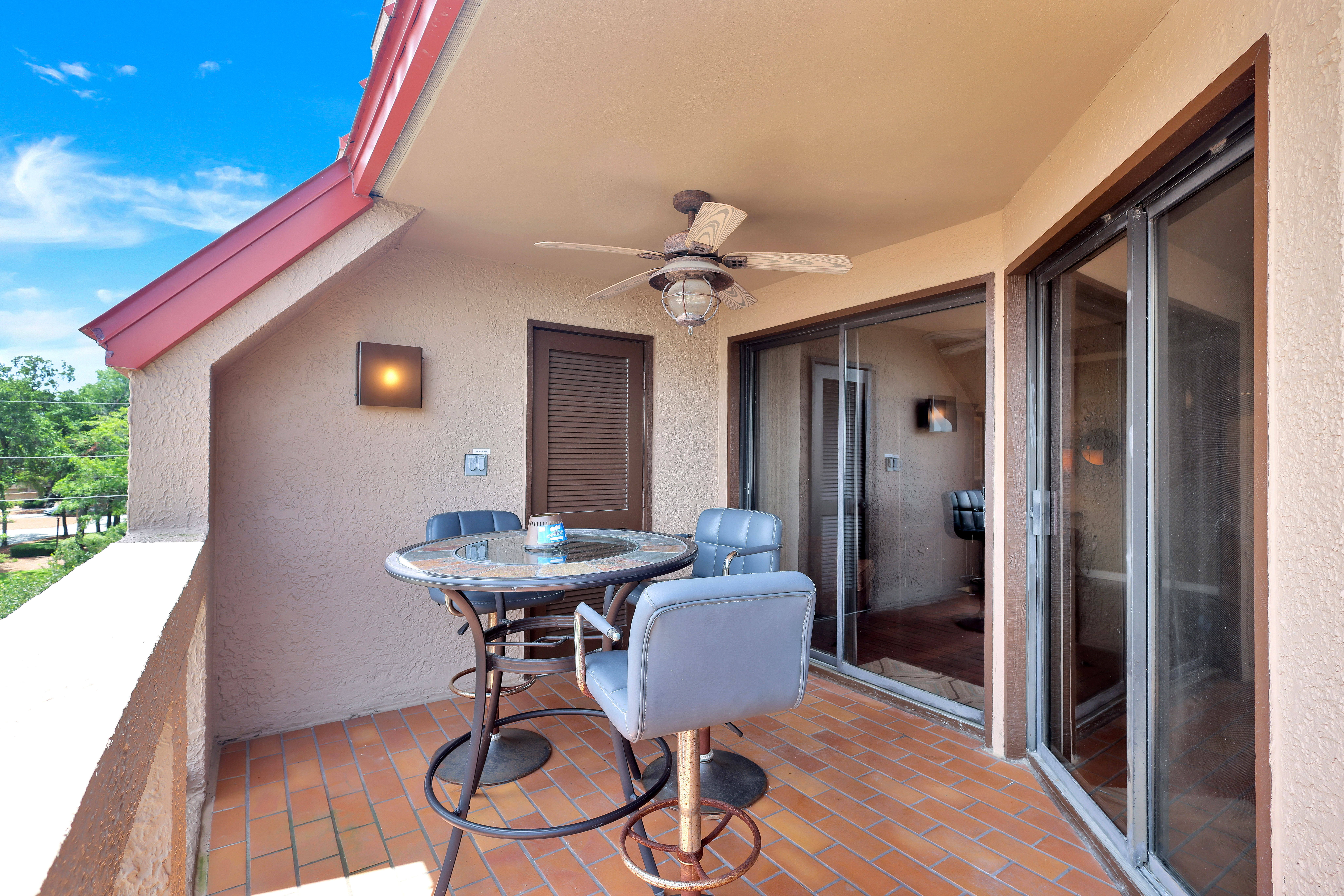 The Best Morning Coffee or News Scroll Spot