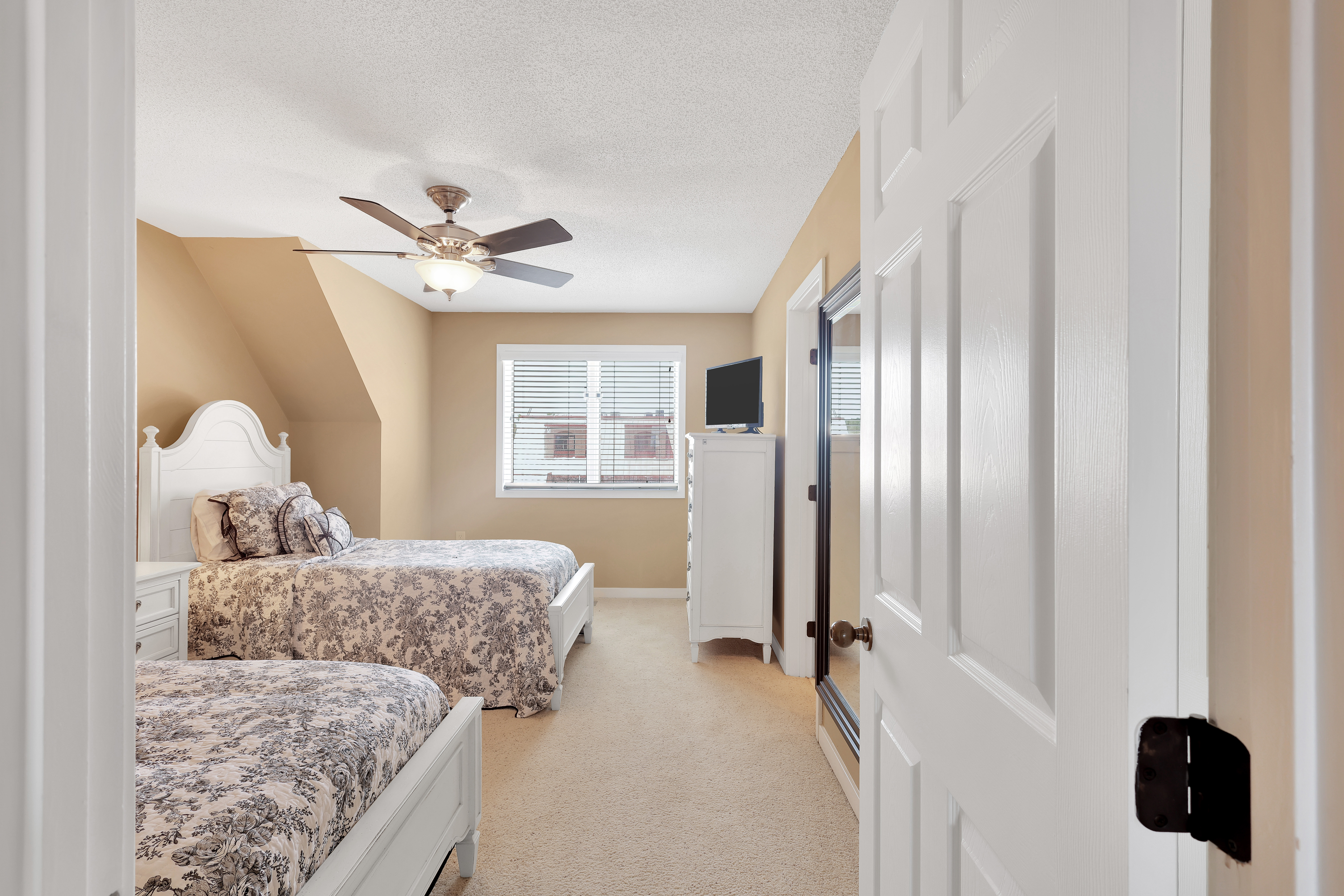 Secondary Suite - Perfect for Children