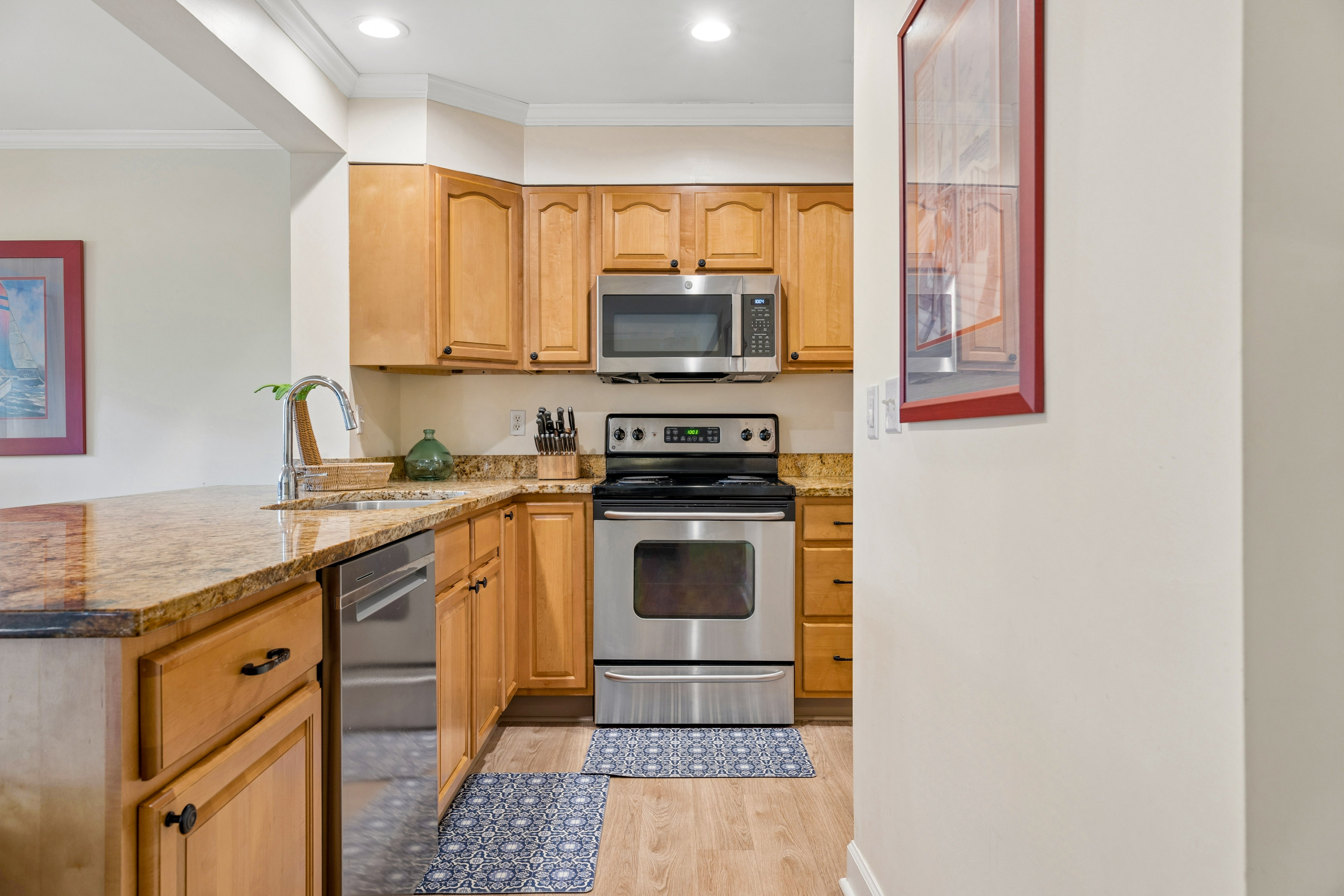 A Peek into Kitchen