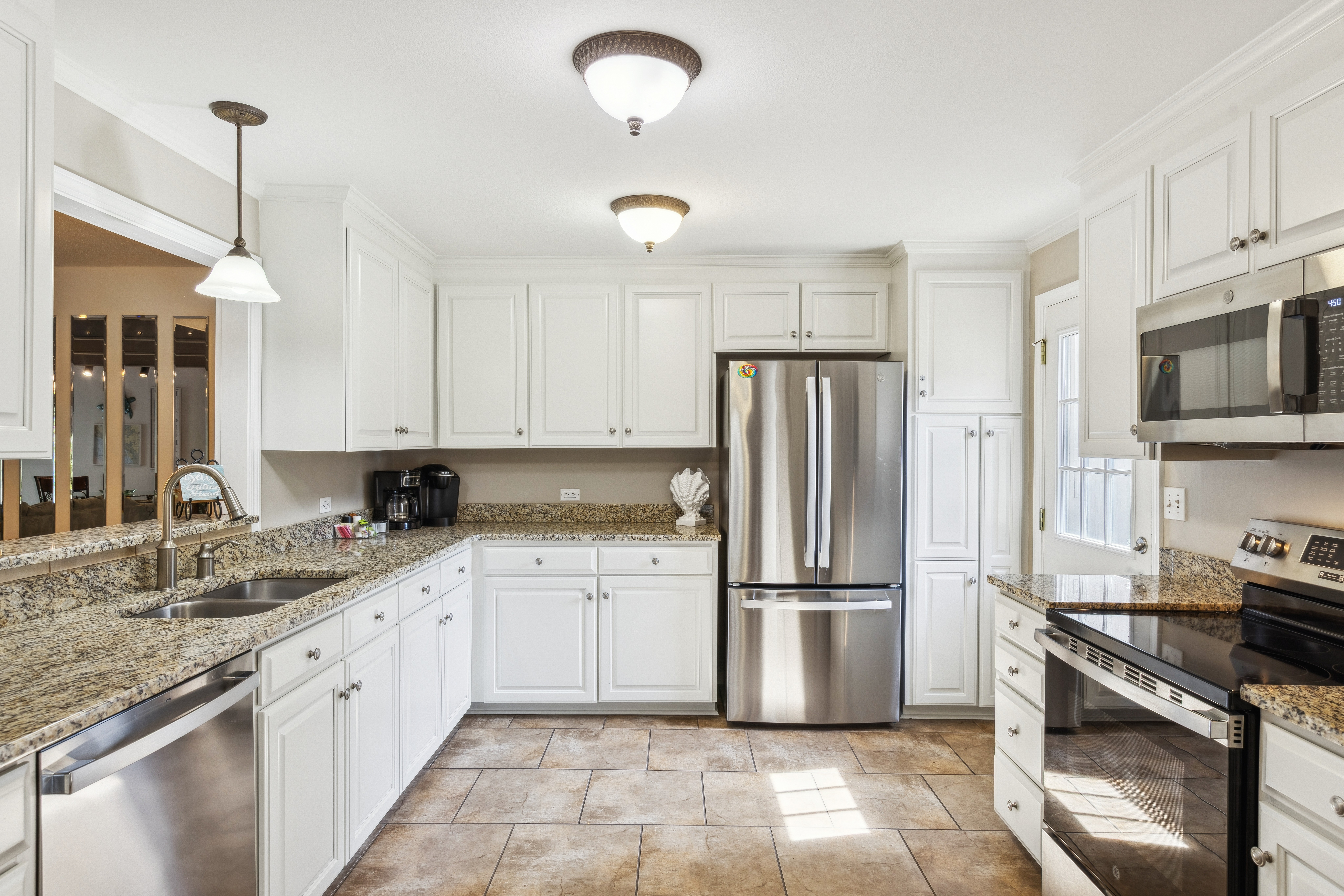 Contemporary Kitchen for Everyday Living