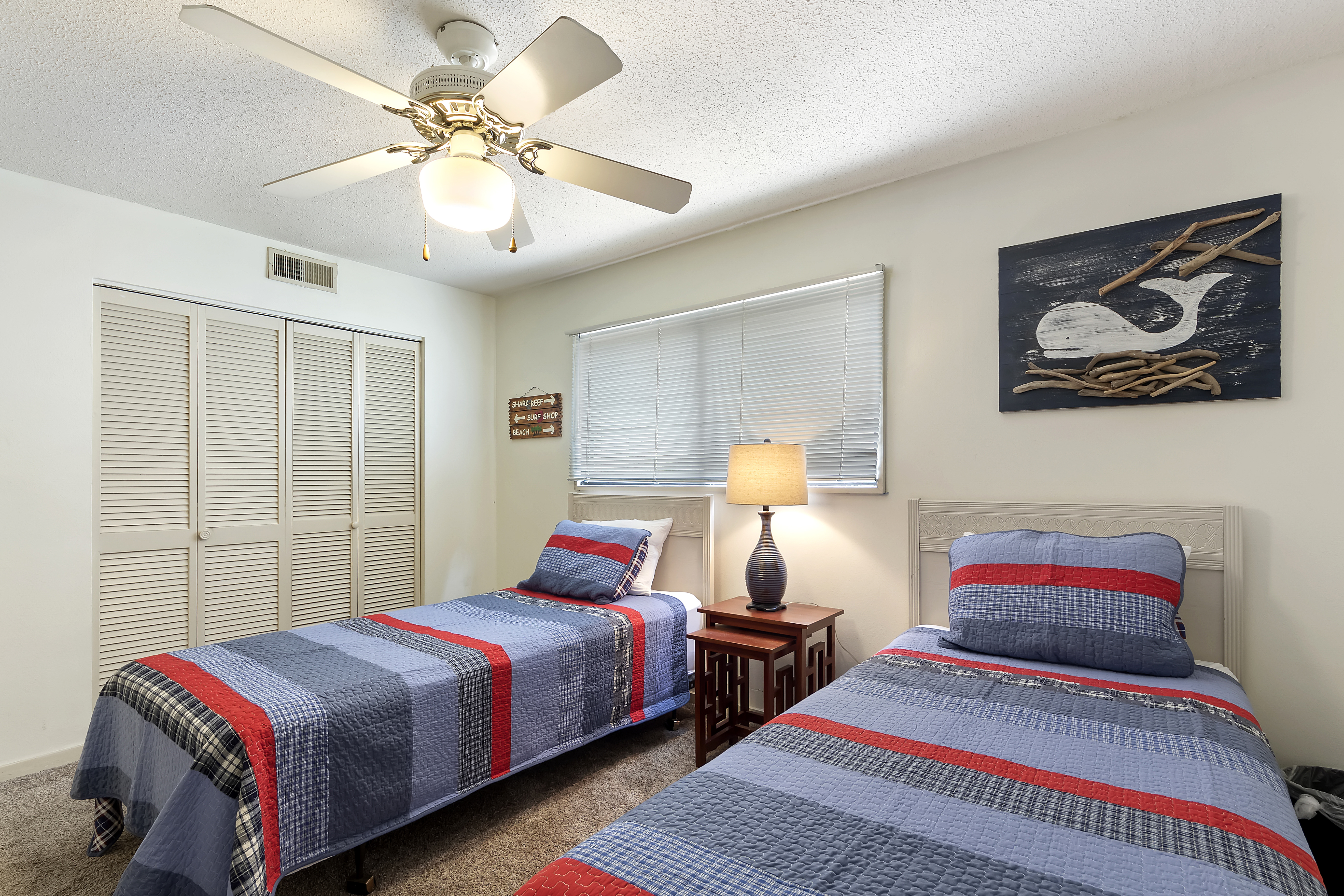 Large Closet for More Comfort