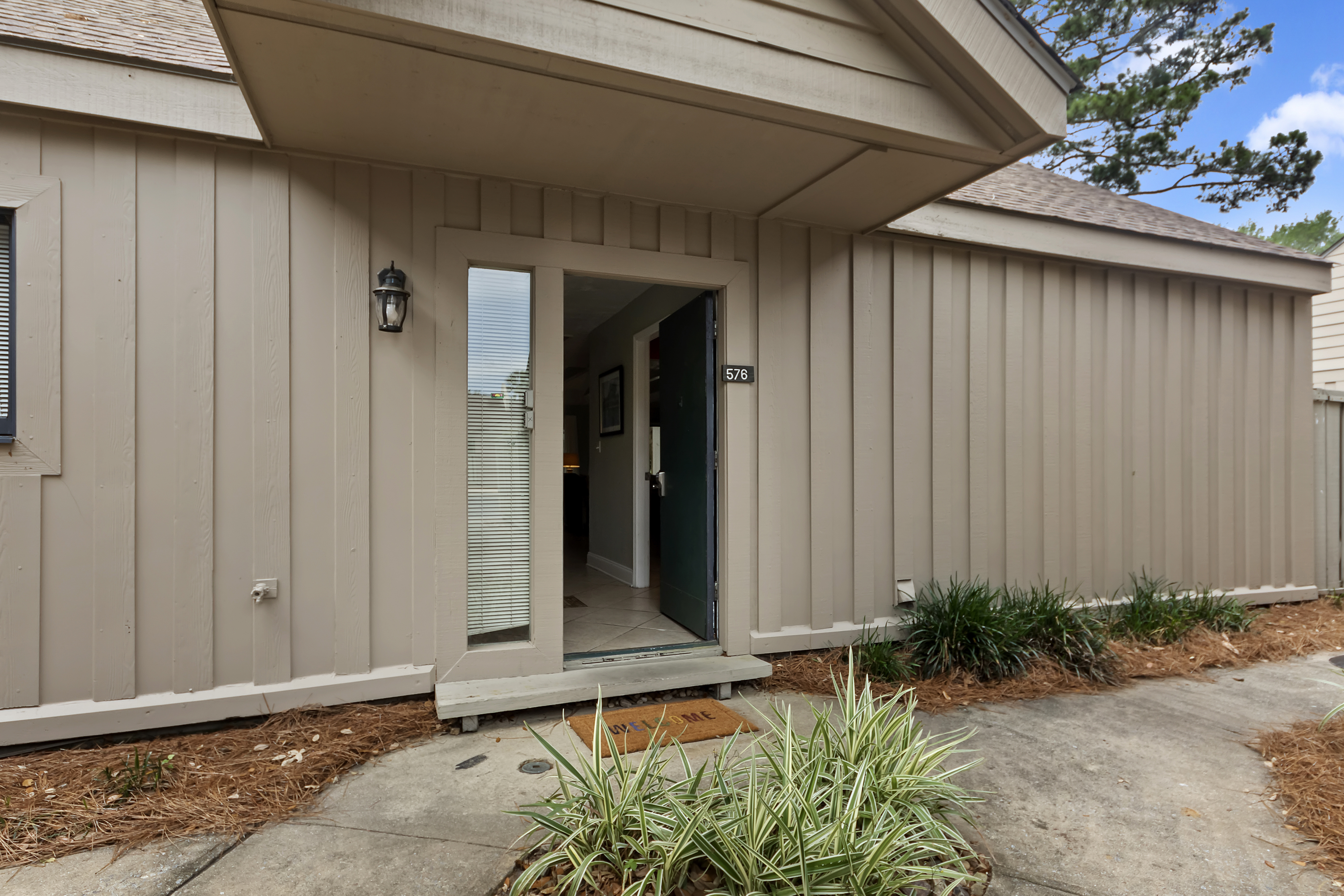 Private Entrance for Your Convenience