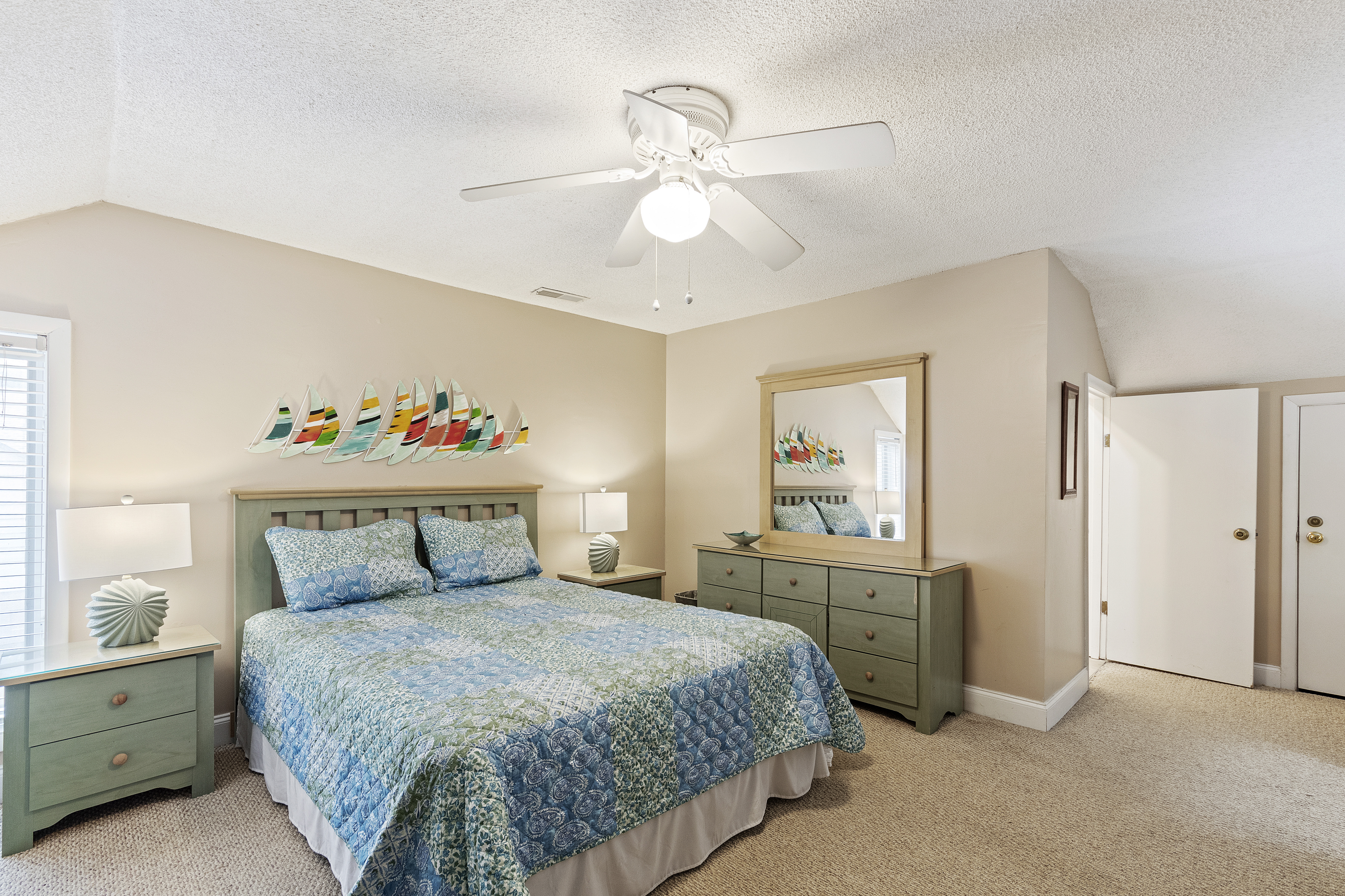 Third Bedroom: Great Space to Host Guests