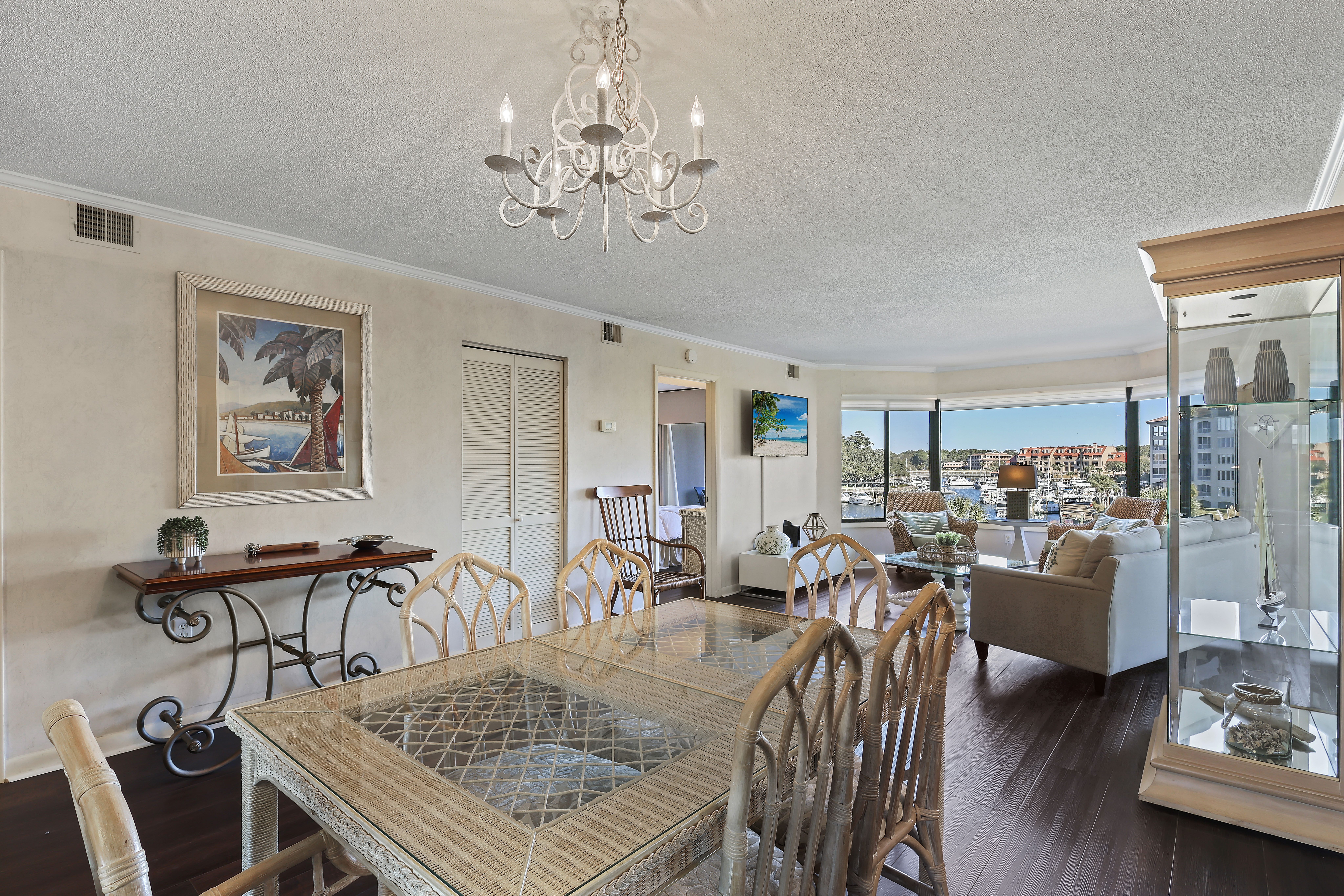 Fine Dining at the Tip of Your Fingers