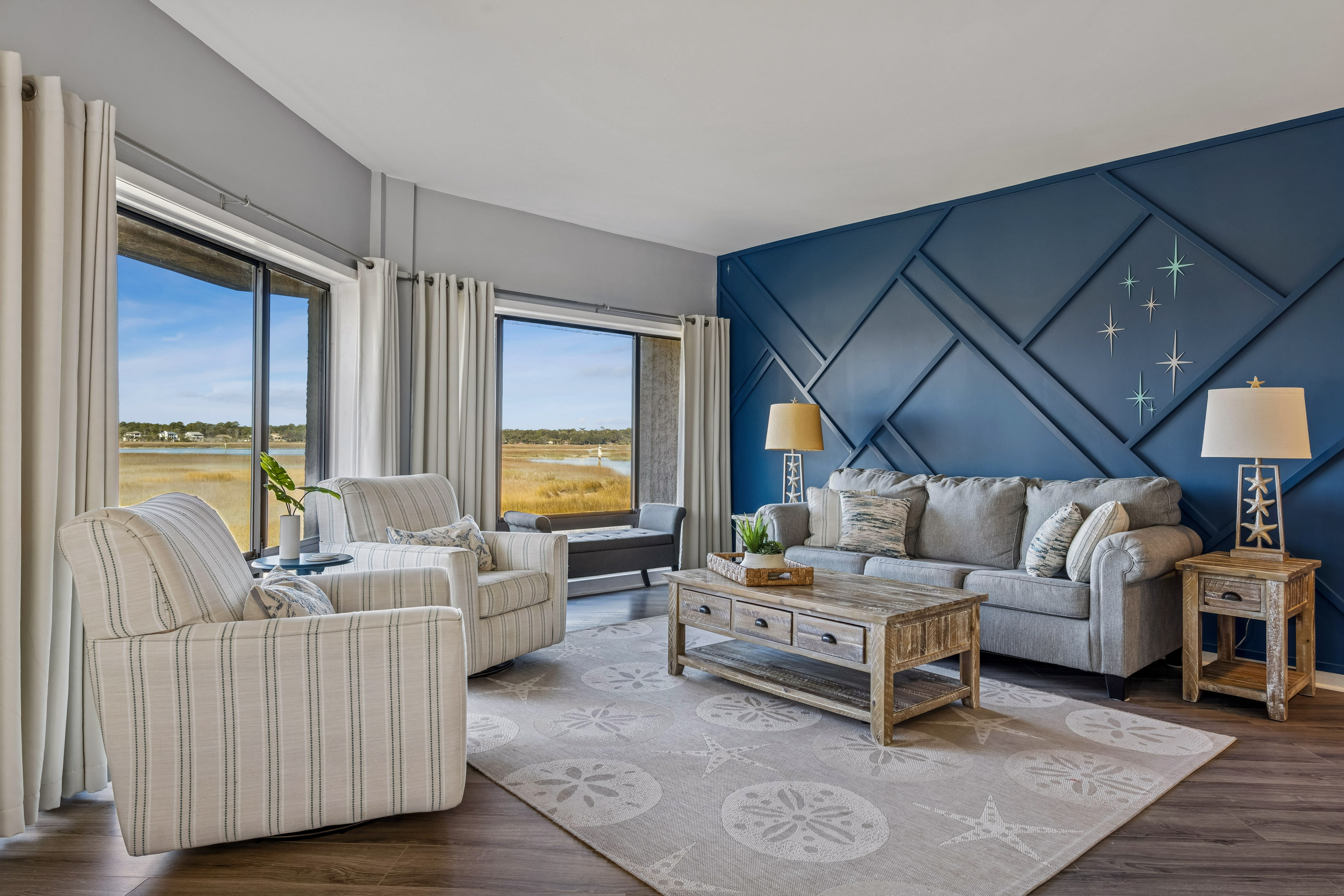 Modern & Stylish is What 201 Offers