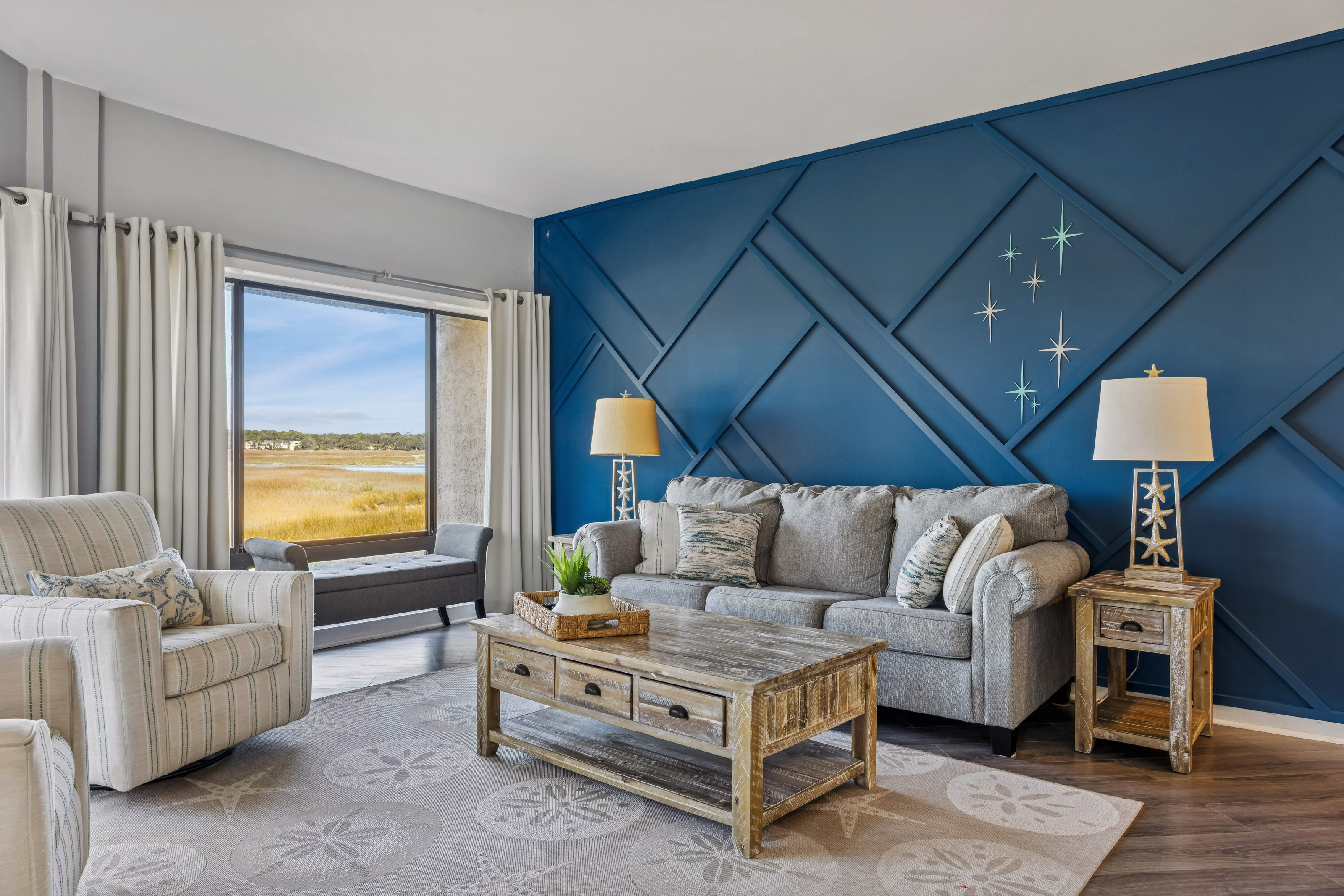 Waterfront 2 BR 2 BA Villa with Breathtaking Views