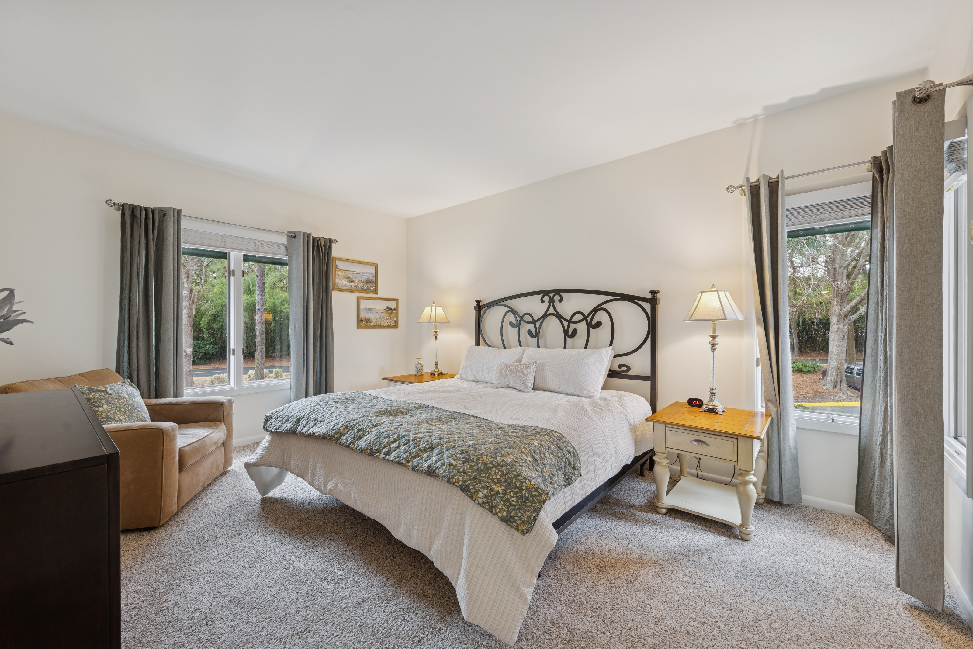 Primary Ensuite with a Cozy Look